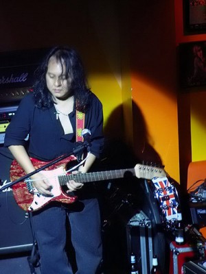 4P_017.jpg
