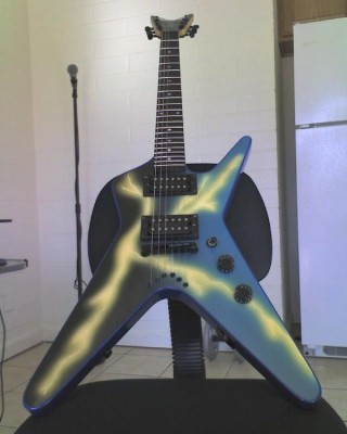 GUITAR PANTERA.jpg