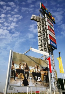 rePhotoFunia_570ed.jpg