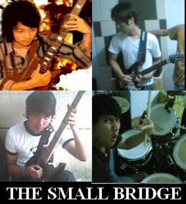 the smaller bridge..JPG
